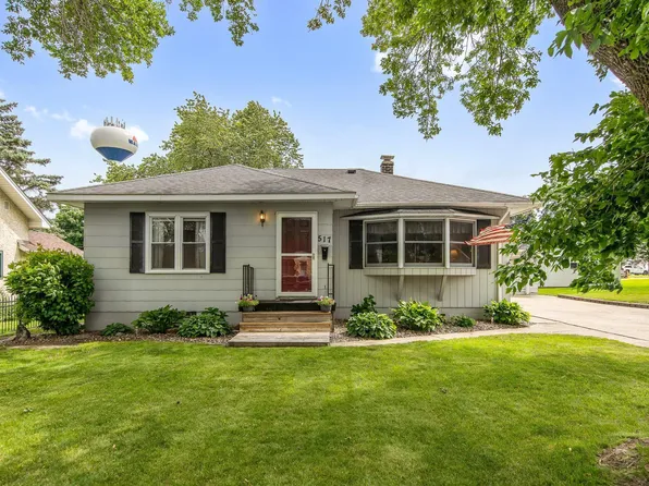 517 W 2nd St, Waconia, MN 55387