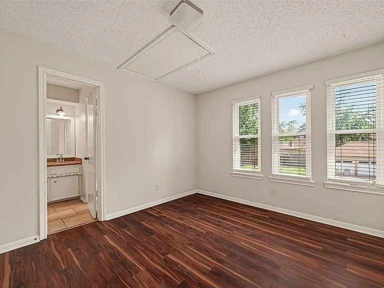 14507 Ravenhurst Ln — Photo 29
