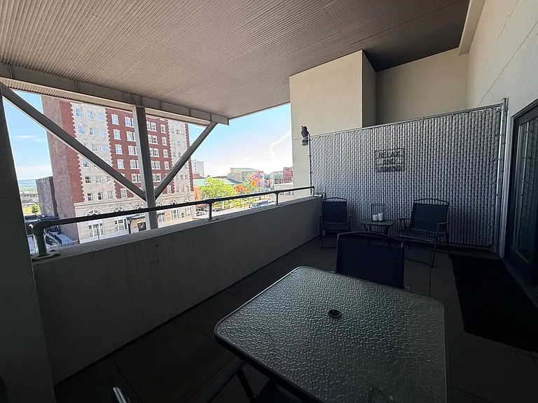 520 Seneca St — Photo 35