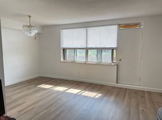 45 Silverstone Dr #602, Toronto, ON M9V4B1