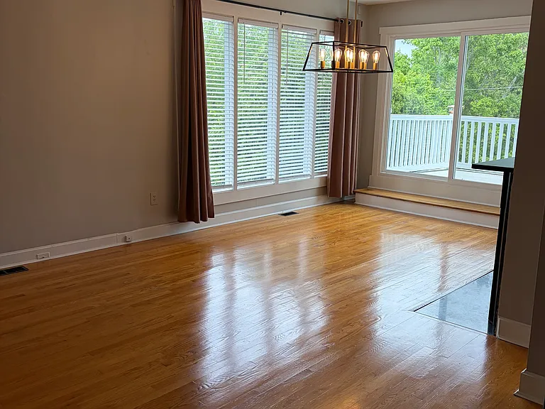 420 Tusculum Ave #2 — Photo 7