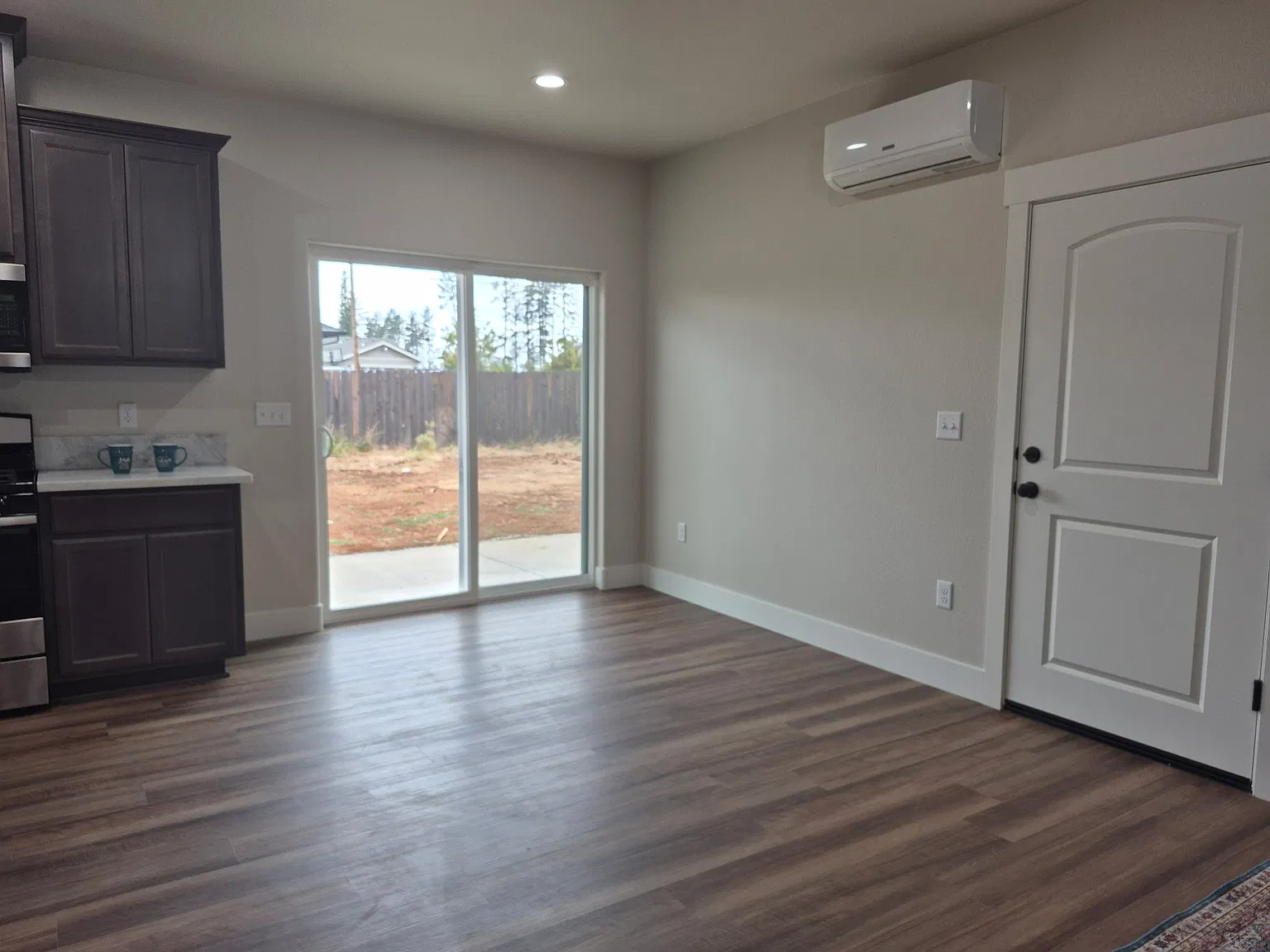 2 bed, 960 sqft, $1,900 — Photo 4
