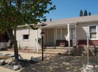 1104 NE A St, Grants Pass, OR 97526