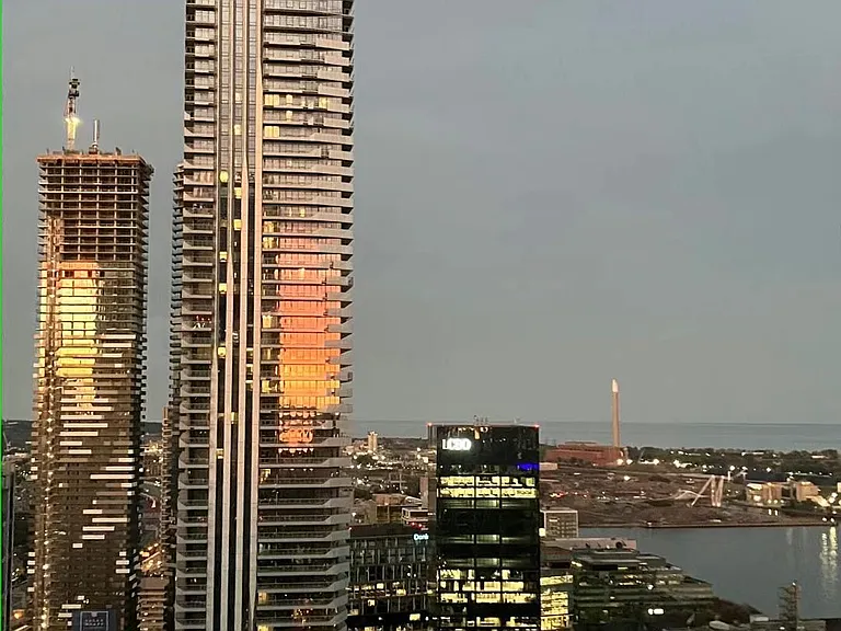 33 Bay St #4205 — Photo 10
