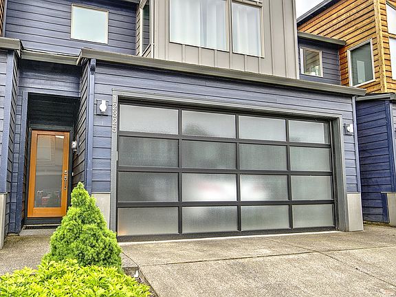 2nd image of 12325 NE 116th St