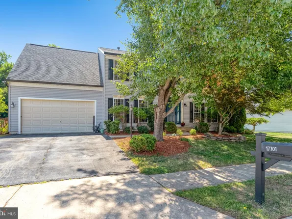 17701 Avenel Ln, Dumfries, VA 22026