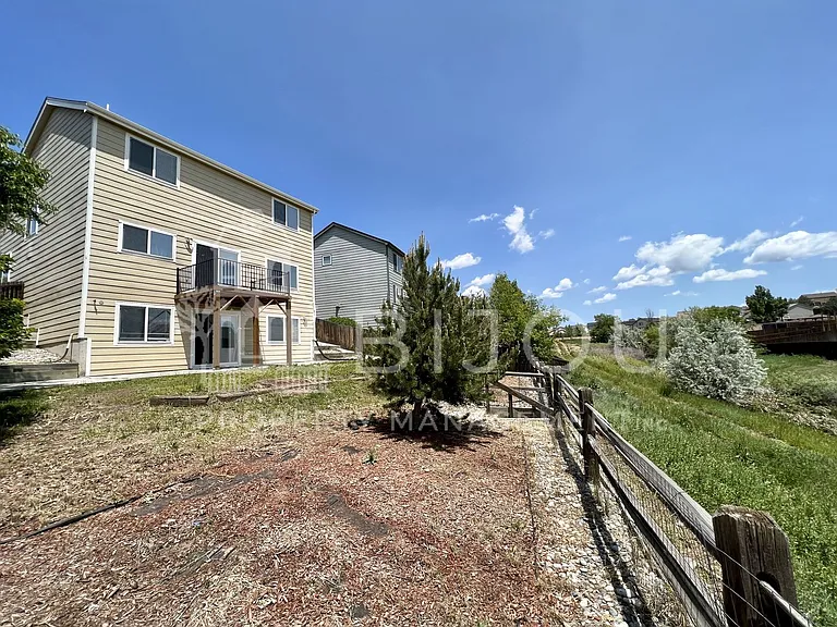 3739 Range Dr — Photo 15