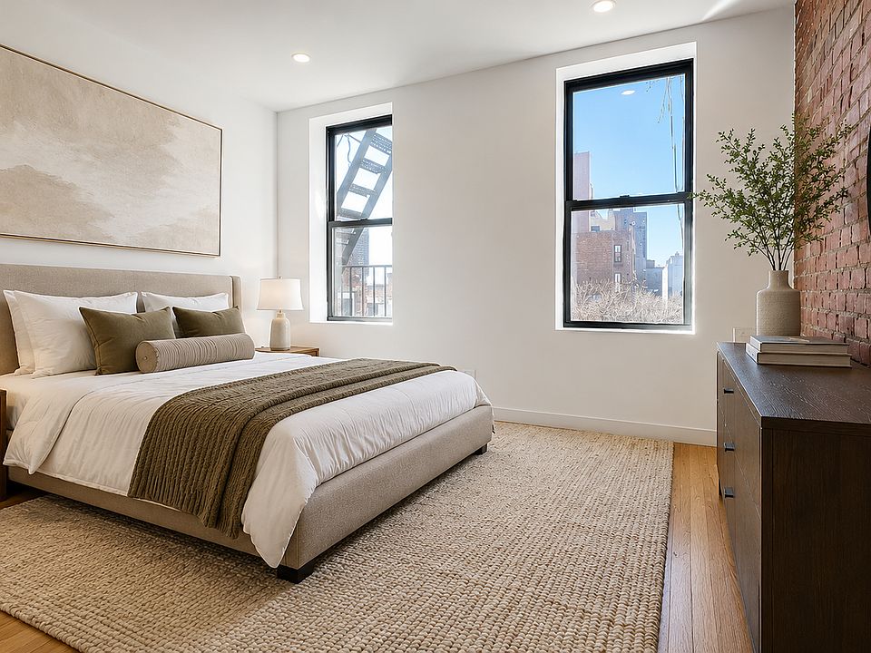 2nd image of 829 9th Ave APT 5A