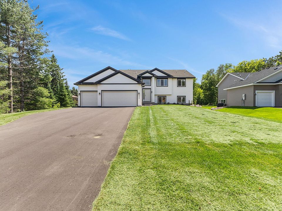 1st image of 520 Lois Ln