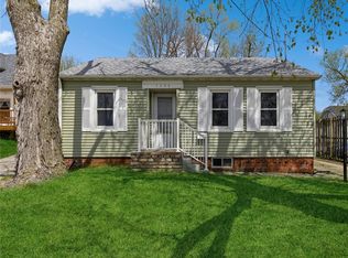 1306 1st Ave E, Newton, IA 50208