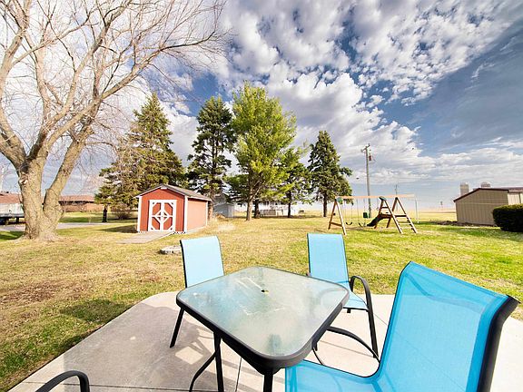 4th image of 64 Prairie Dr