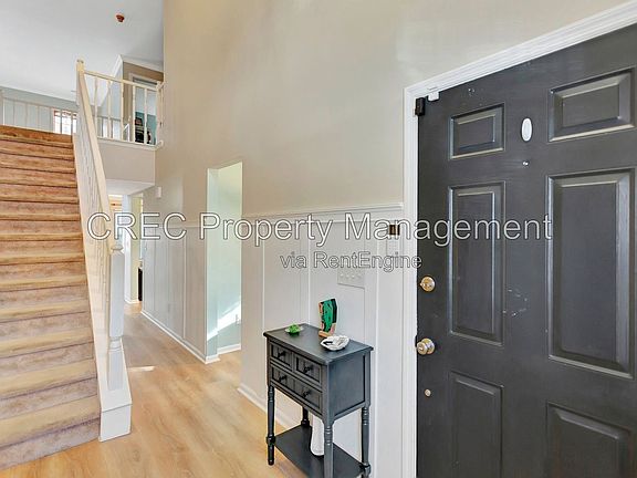 3rd image of 2051 Presidio Dr
