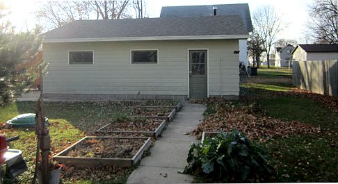 garage/garden boxes
