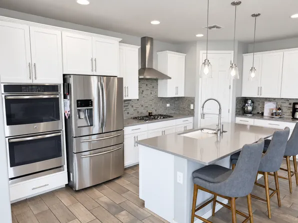 12180 N Lazy River Dr, Marana, AZ 85653