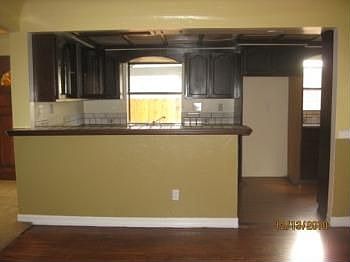 5th image of 3162 N Mayfield Ave