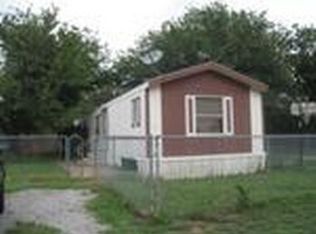 401 E 5th St, Burkburnett, TX 76354