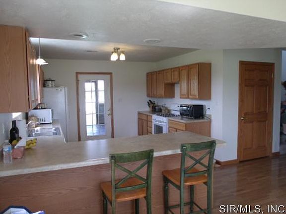 5th image of 12835 Mary Sue Ln