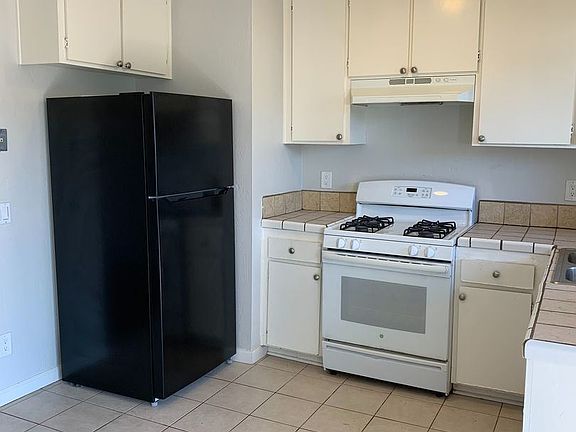2nd image of 817 Franklin Ave APT C