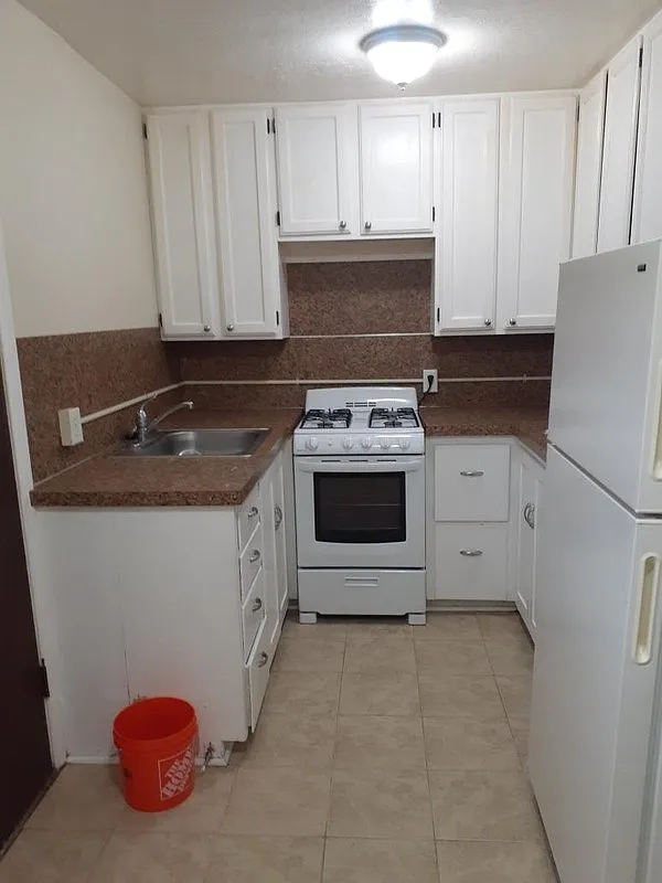 910 Capitol Street Ogden, Ut Clean Daylight Basement Apartment — Photo 3