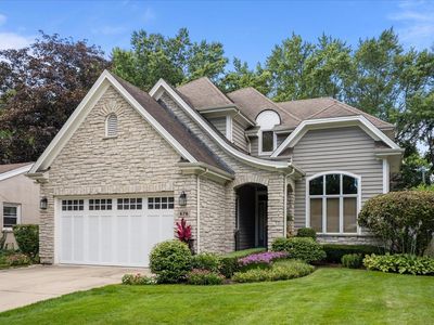 676 Deerpath Dr, Deerfield, IL, 60015