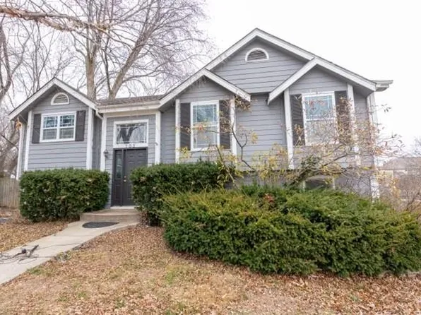 703 York Dr, Belton, MO 64012