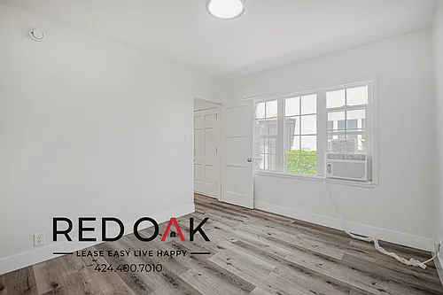 2417 W Vernon Ave Photo 1