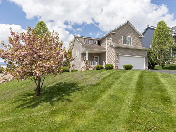 145 Saint Andrews Dr, Horseheads, NY 14845