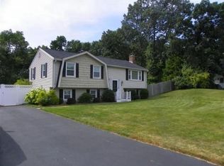 19 Braewood Dr, Haverhill, MA 01835