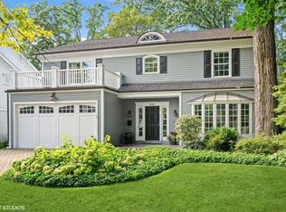 1047 Cherokee Rd, Wilmette, IL 60091