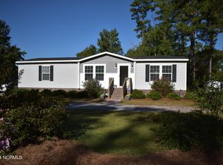 1850 Kennels Beach Rd, Grantsboro, NC 28529