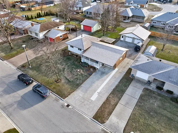 47 Park Ln, Chatham Kent, ON N0P 2L0