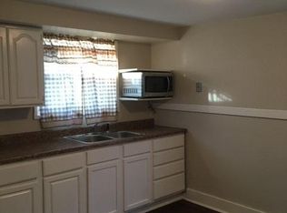 723 Richards St #1, Joliet, IL 60433