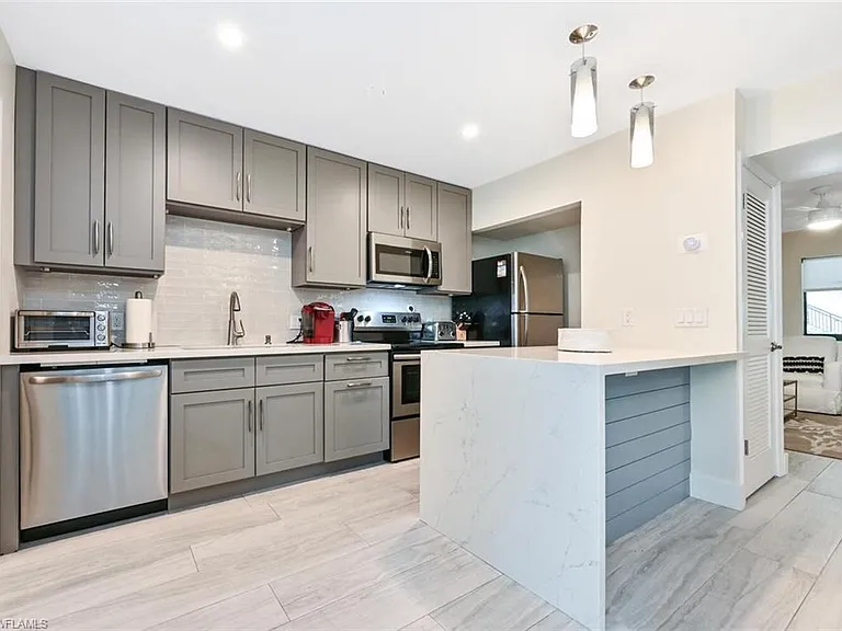 788 Park Shore Dr #G17 — Photo 21