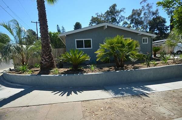 1st image of 4991 Chateau Dr
