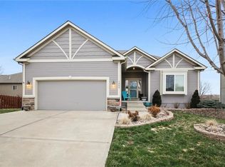 1302 Ashbury Ln, Raymore, MO 64083