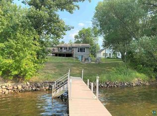 36593 N Shoreland Rd, Sturgeon Lake, MN 55783