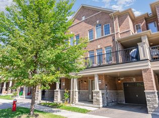 31 Haymarket Dr, Brampton, ON L7A 5C3