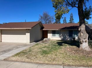 225 Wiley Ct, Turlock, CA 95382
