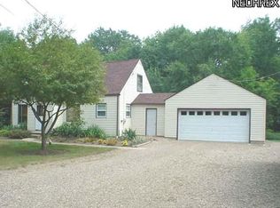 2109 Coon Rd, Akron, OH 44321