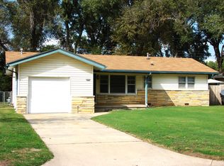 2036 E 50th St S, Wichita, KS 67216