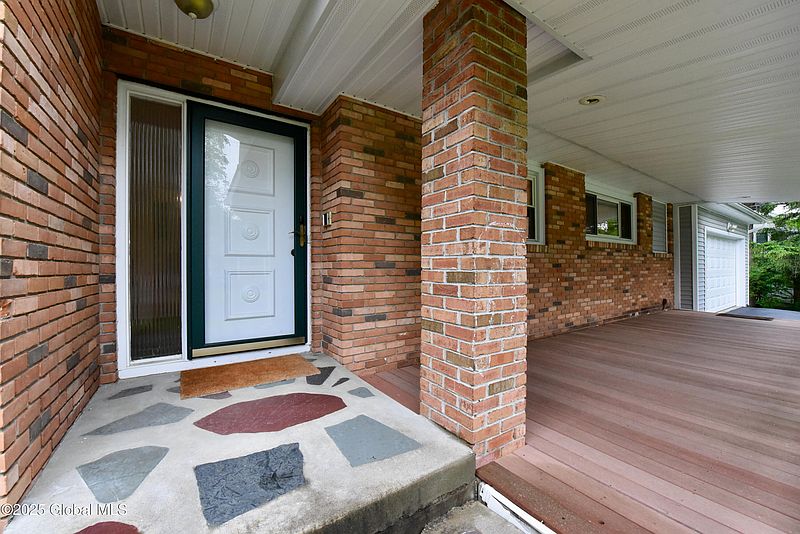5th image of 618 Maywood Avenue