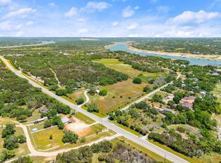 525 N Pace Bend Rd, Spicewood, TX 78669