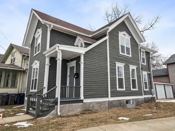 277 Gifford Pl, Elgin, IL 60120