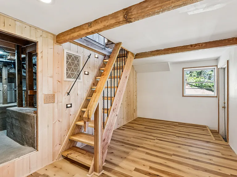 28810 Cedar Dr — Photo 11