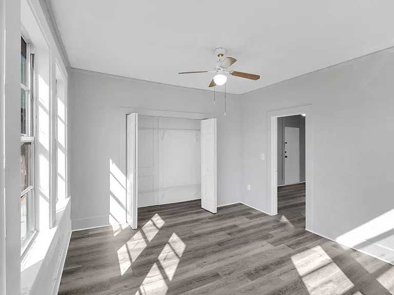 67 Glen Royal Pkwy #2 — Photo 6