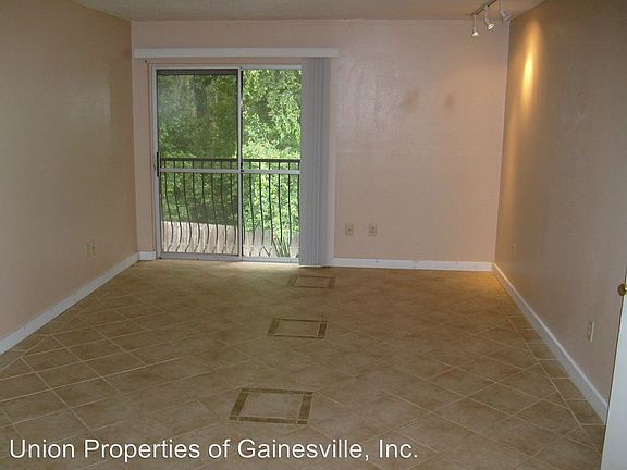 5th image of 1700 SW 16th Ct APT B26