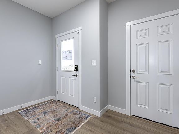 3rd image of 17820 70th St NW