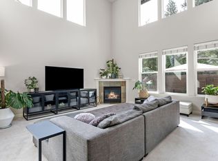 61286 SW Brookside Loop, Bend, OR 97702