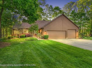12895 Oneida Woods Trl, Grand Ledge, MI