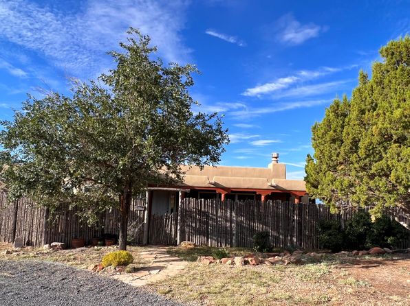 40 Chaparral Dr